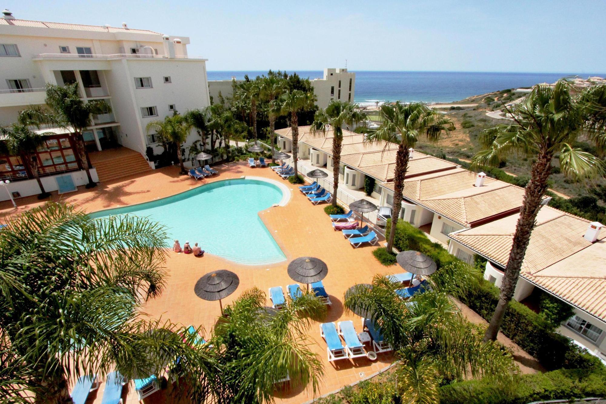 Vila Mos - Beach Resort Lagos Exterior photo