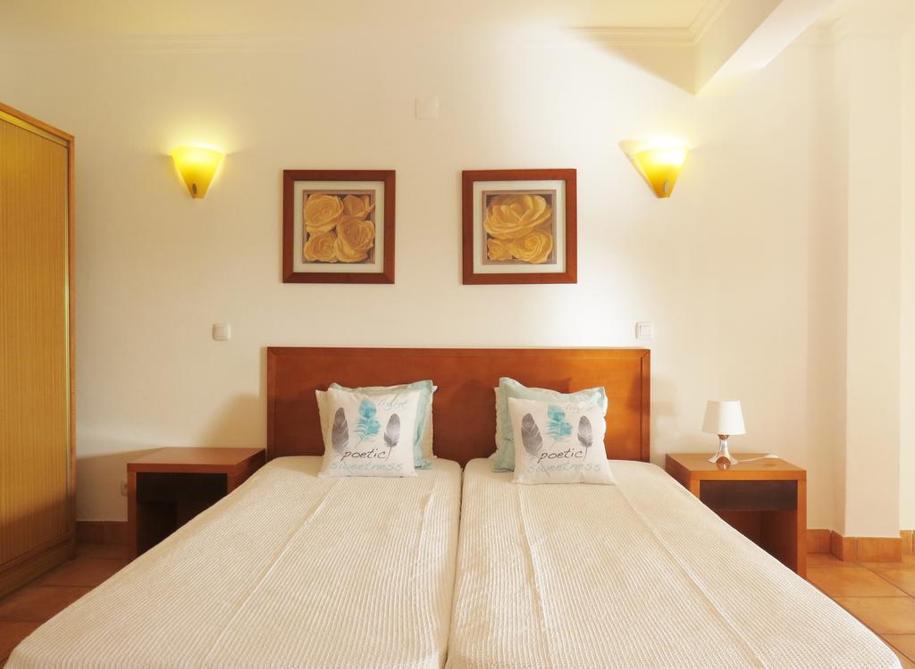 Vila Mos - Beach Resort Lagos Exterior photo